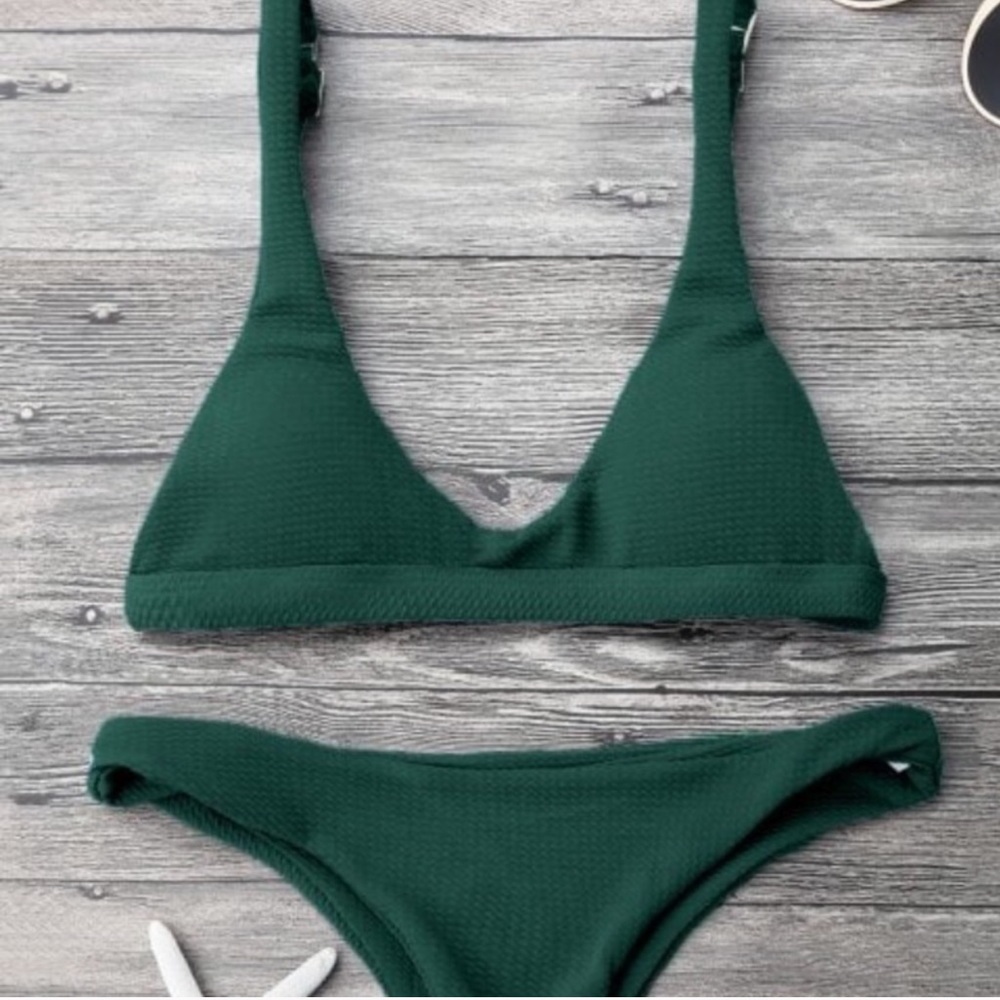 NWT green bikini set